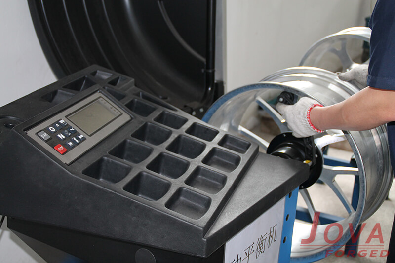 wheel manufacturers dynamic balance test wheel manufacturers dynamic balance test