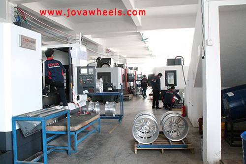 auto wheel and rim co auto wheel and rim co