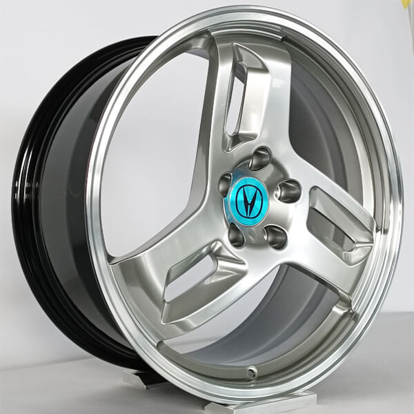 hyper silver wheels on black car hyper silver wheels on black car