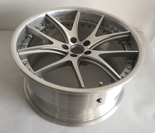 New custom wheels and rims completed